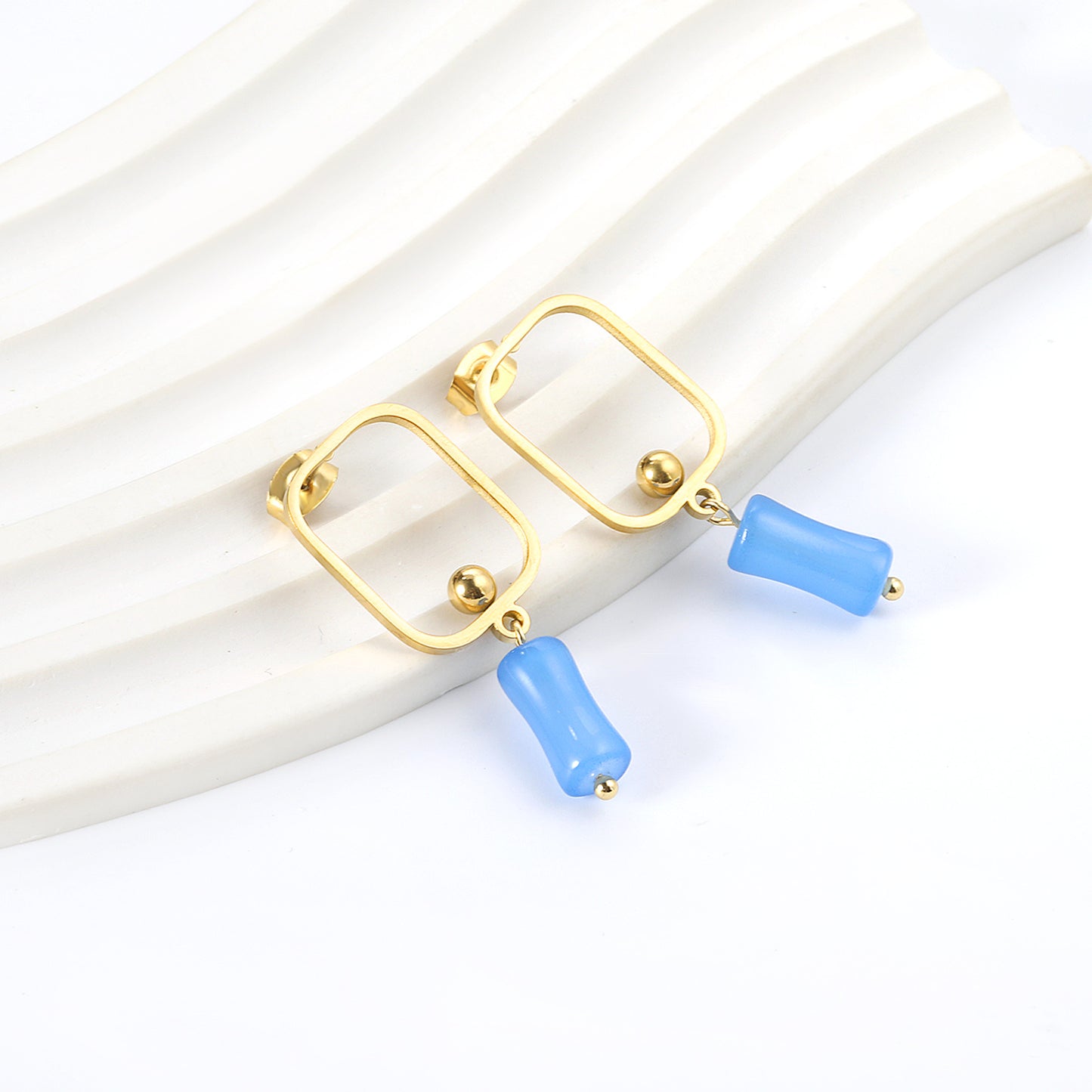 Aire Earrings