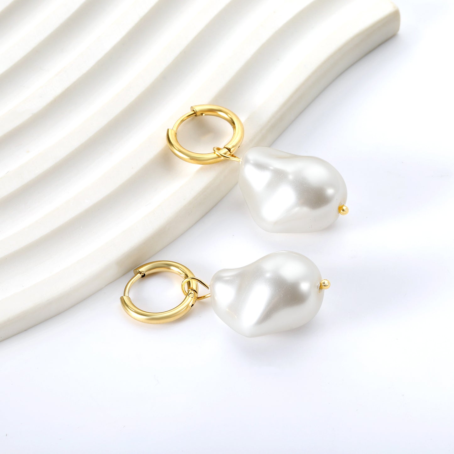 Kaori Pearl Earrings