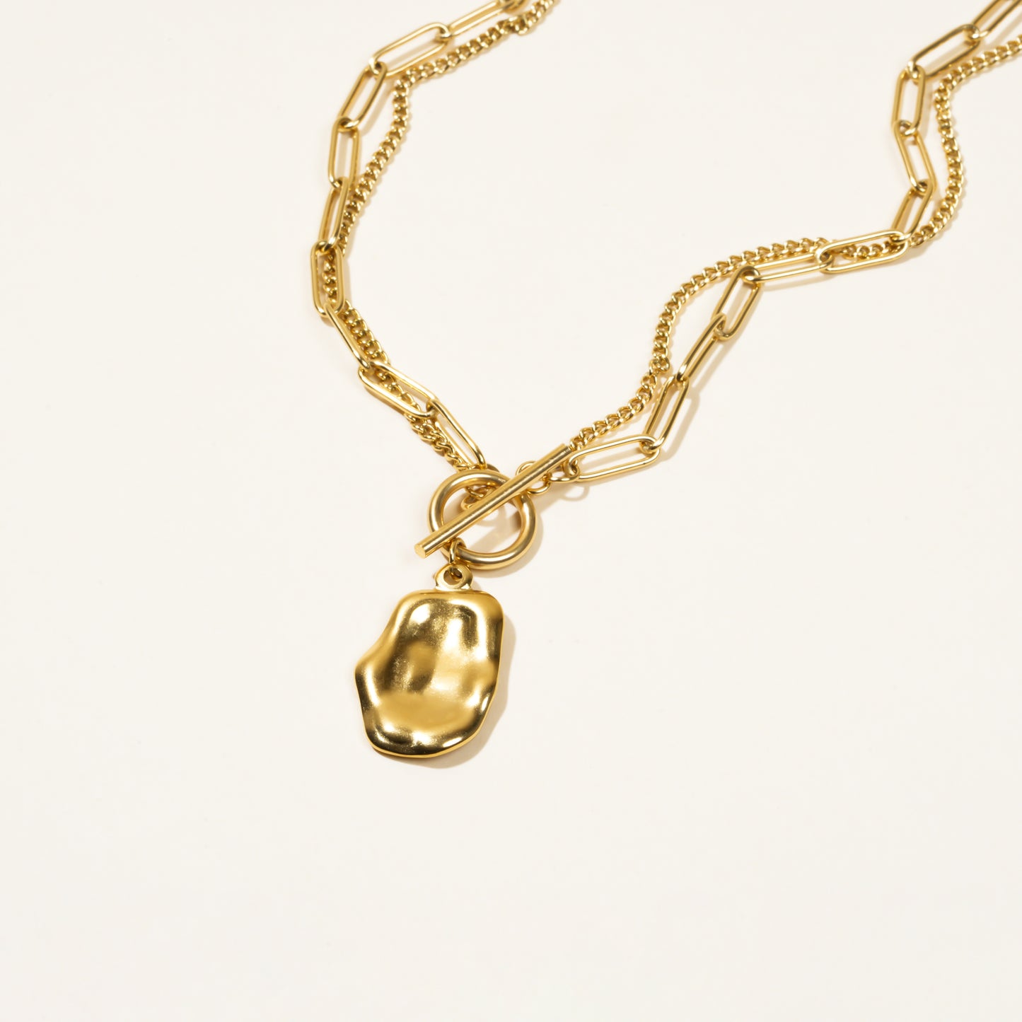 Ann Gold Necklace