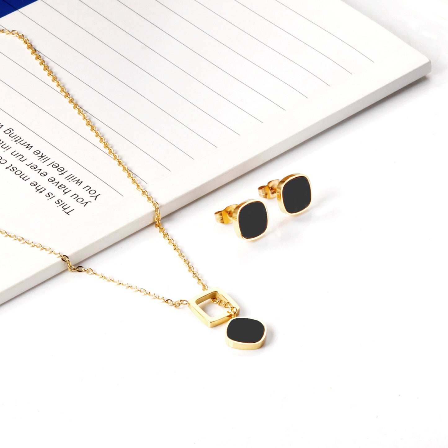 Delphine Black Square Set